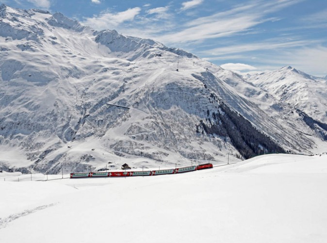 043_Glacier Express_Winter_Schoene Aussichten Touristik